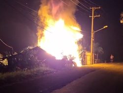 ‎Rumah Pencari Rongsok di Martapura Ludes Terbakar
