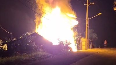 ‎Rumah Pencari Rongsok di Martapura Ludes Terbakar