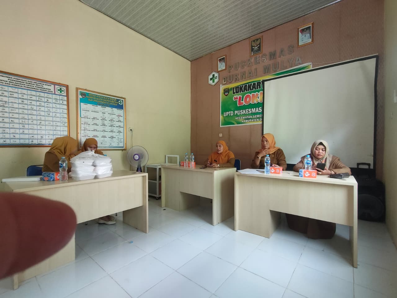Puskesmas Burnai Mulya Fokus Evaluasi Profil Kesehatan dan Renovasi